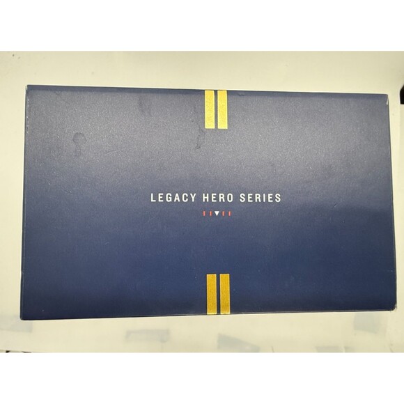 GARMIN MARVEL Special Edition Smartwatch Legacy Hero Series: Captain Marvel EUC - Picture 16 of 16